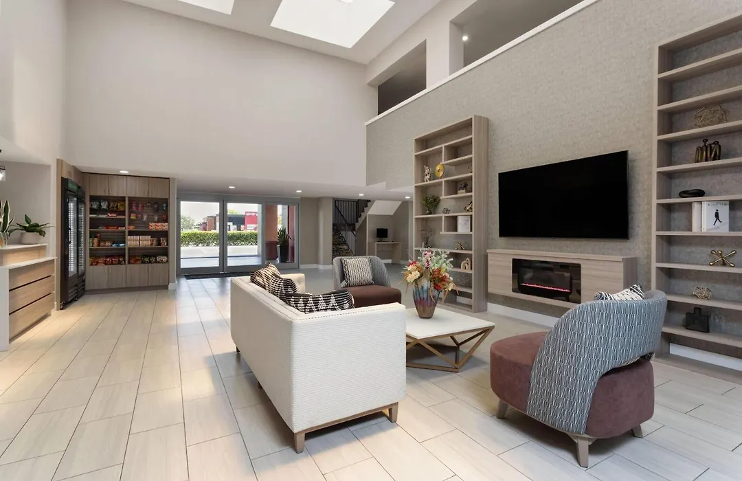 La Quinta By Wyndham Ft Lauderdale Cypress Creek-1